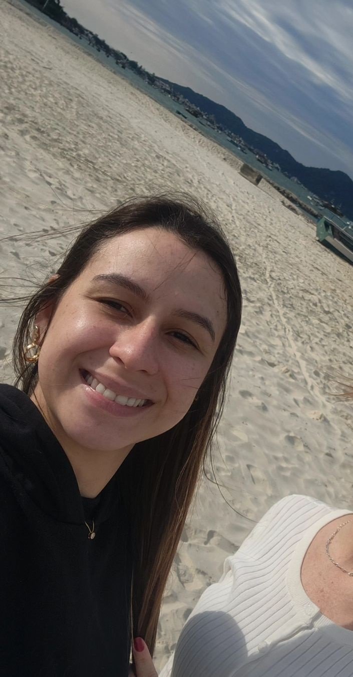 AQUELA DELICINHA QUE VOCÊS AMAM #LyzCetQ8
