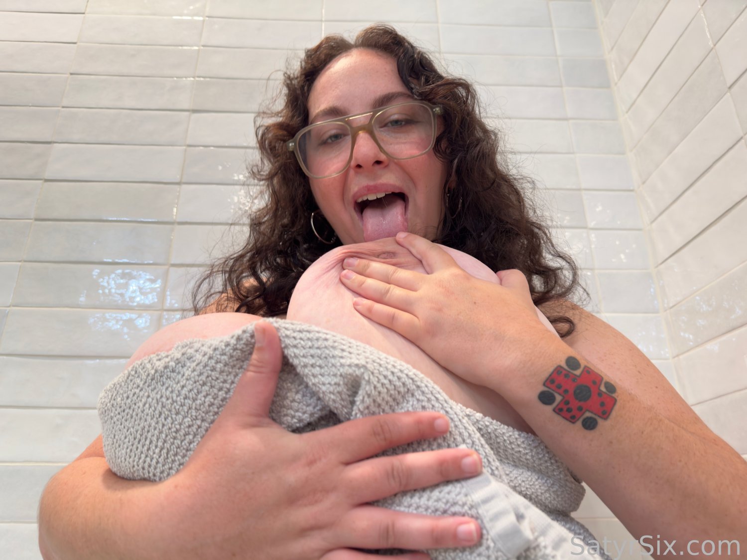 big tits and tittyfuck #Pnqa2Zhb