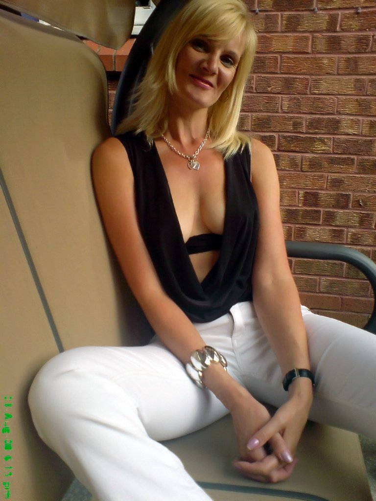 Maggie, UK milf #RfNIlcV4