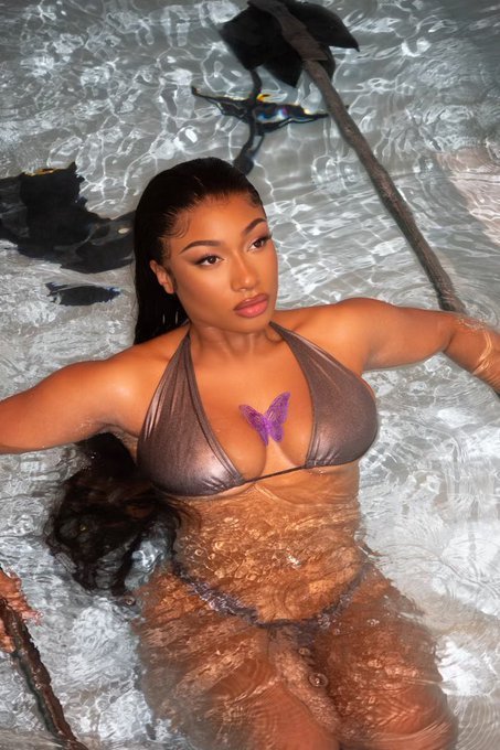 Bikini Season #HX5e8hbo