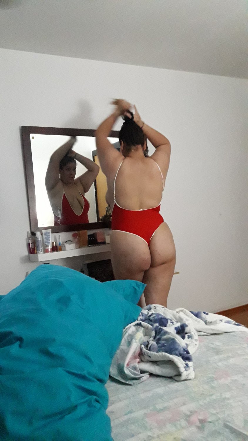 Spying my wife in Thong bbw #0Sn6aspk